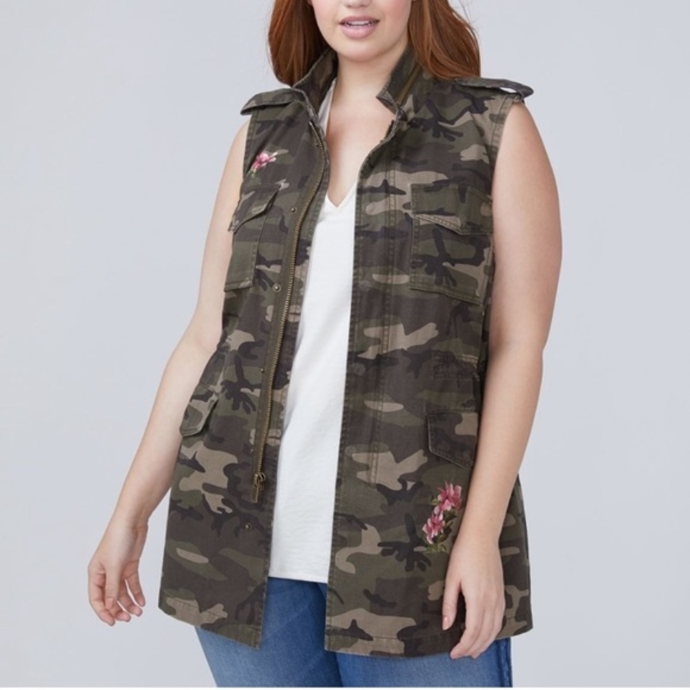 Lane Bryant Embroidered Camo Vest NWT Size 10/12